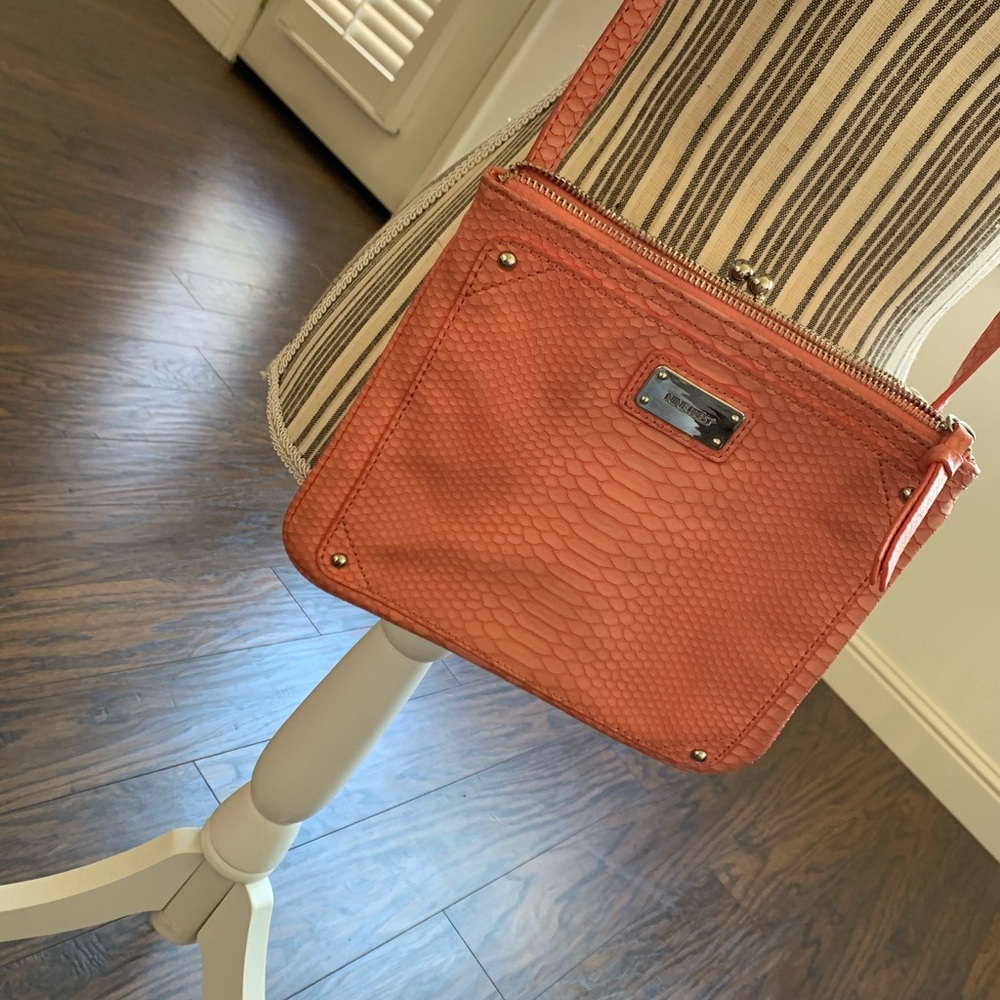 NINE WEST BAG - Picture 2 of 3